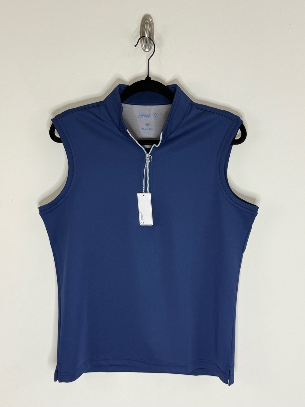 johnnie-O Women’s Dave 1/4 Zip Performance Vest Top Size M Golf Preppy Layer NWT